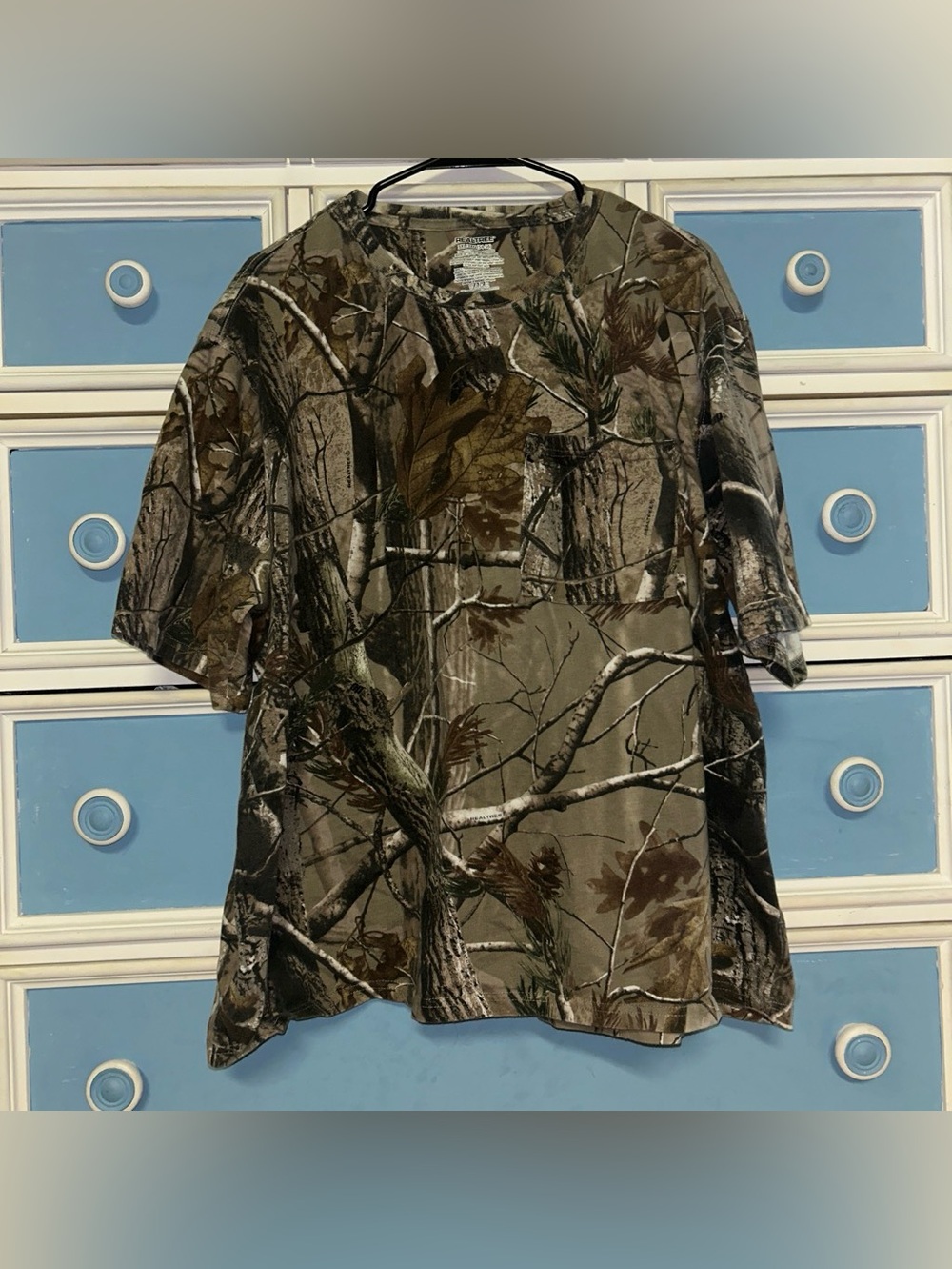 Realtree Men's Short Sleeve Camo T-Shirt in Brown and Green